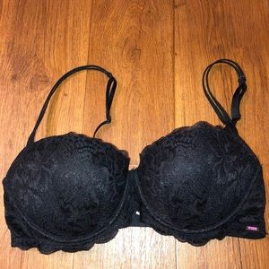 New Victoria’s Secret PINK Date Push Up Bra